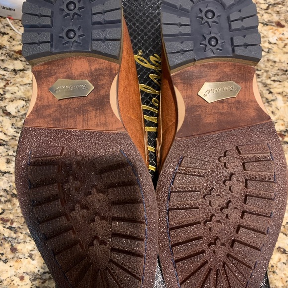 Todd Welsh Cognac Brown 101/2 loafers with Gold Hardware - Picture 4 of 7